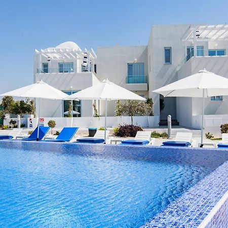 Blue Diamond Beach Villas Paphos Exteriör bild