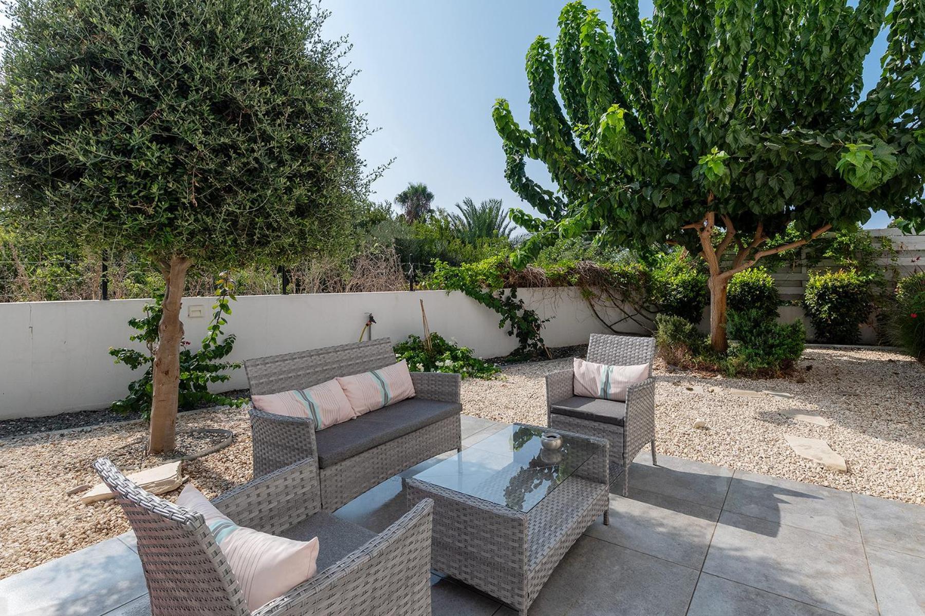 Blue Diamond Beach Villas Paphos Exteriör bild