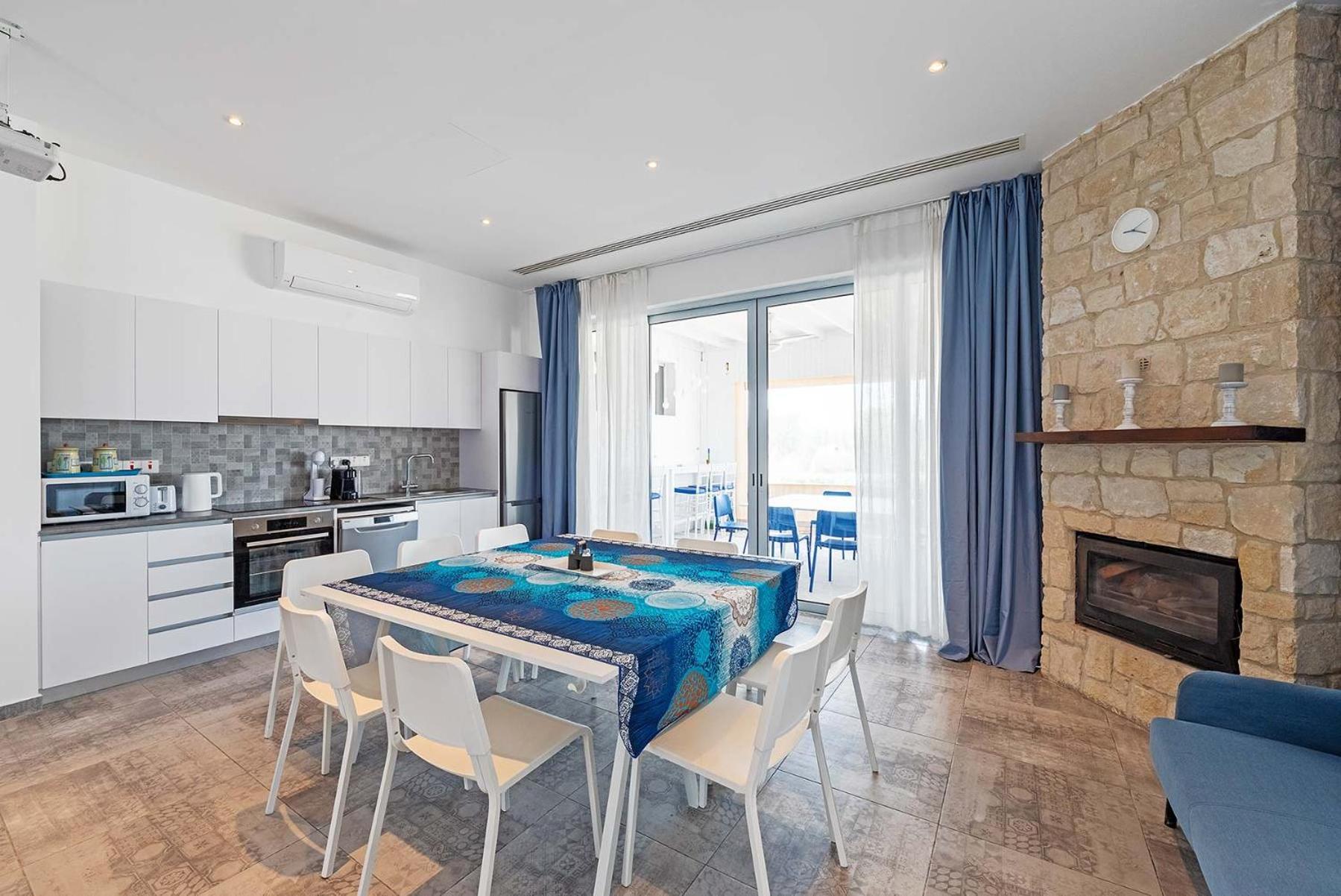 Blue Diamond Beach Villas Paphos Exteriör bild