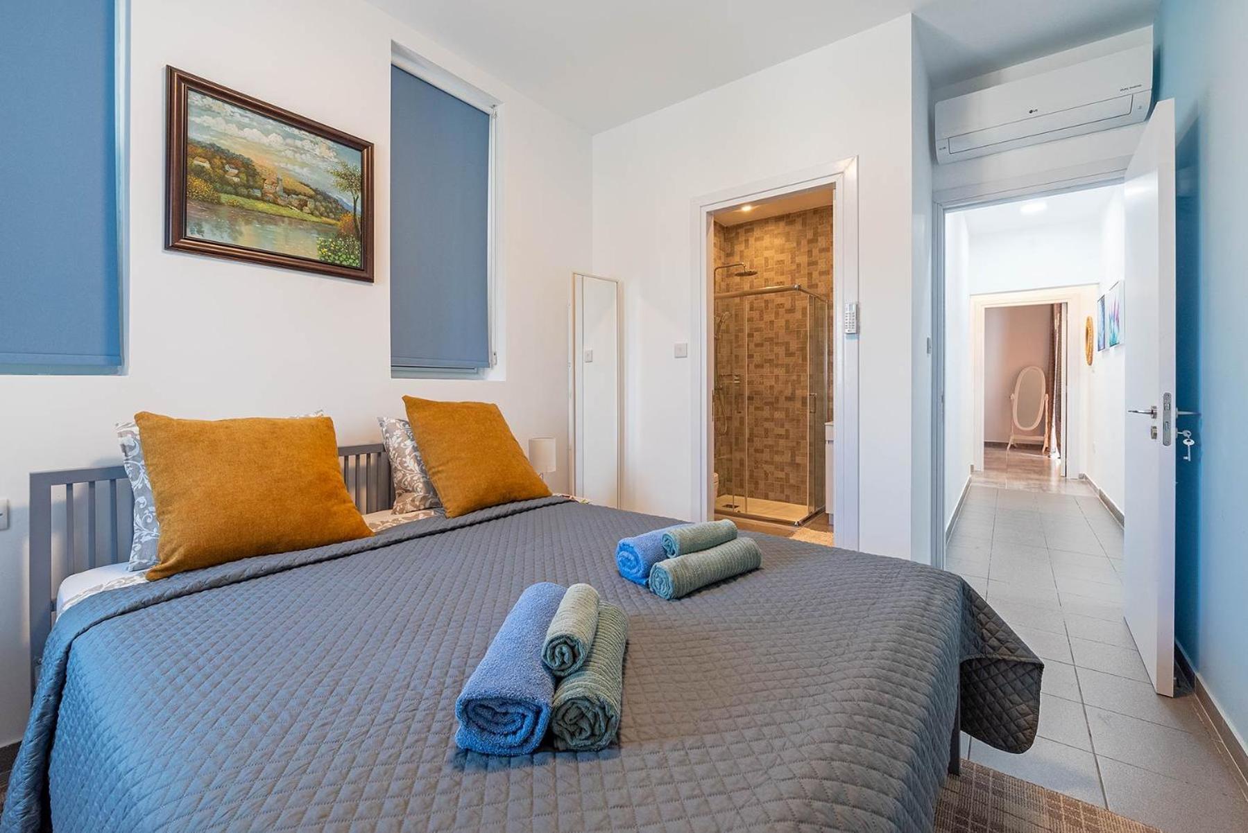 Blue Diamond Beach Villas Paphos Exteriör bild