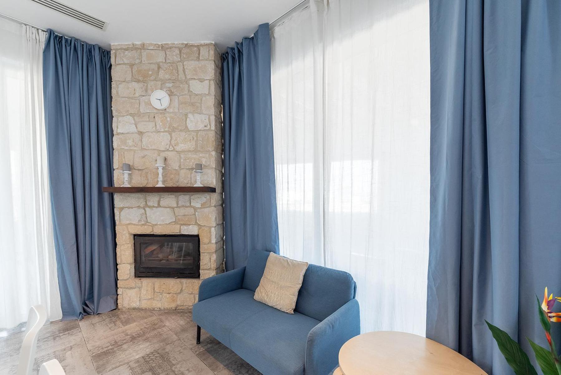 Blue Diamond Beach Villas Paphos Exteriör bild