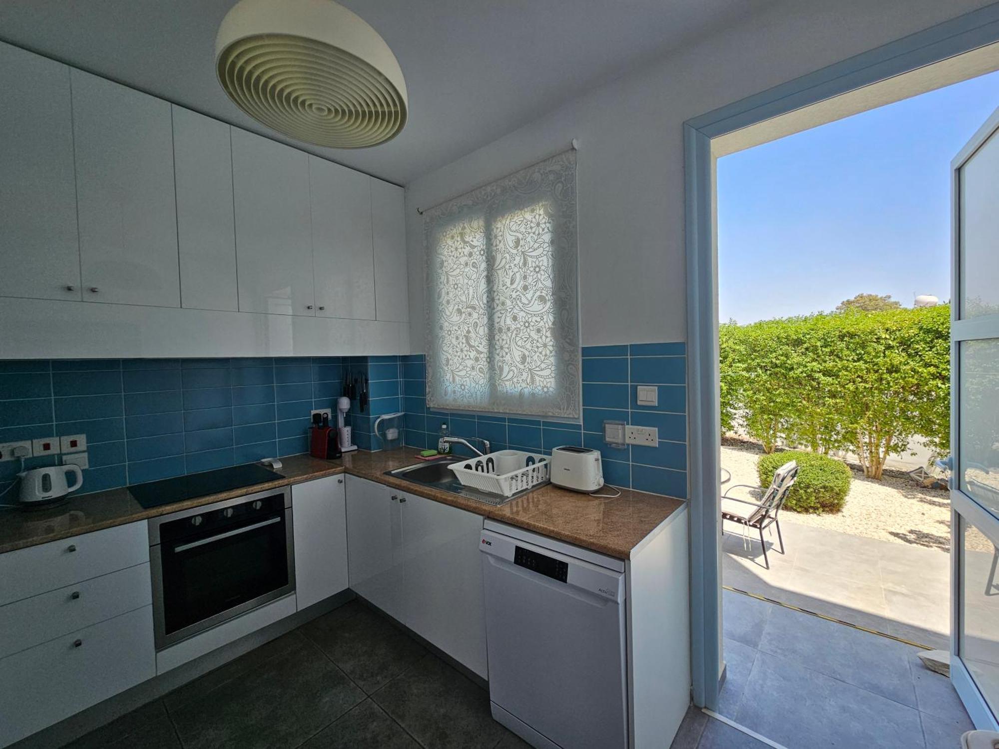 Blue Diamond Beach Villas Paphos Exteriör bild