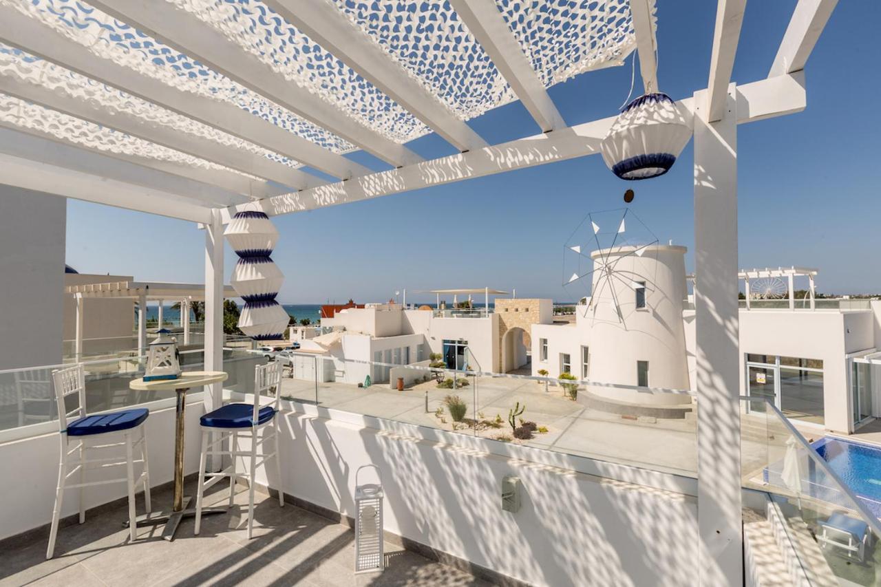 Blue Diamond Beach Villas Paphos Exteriör bild