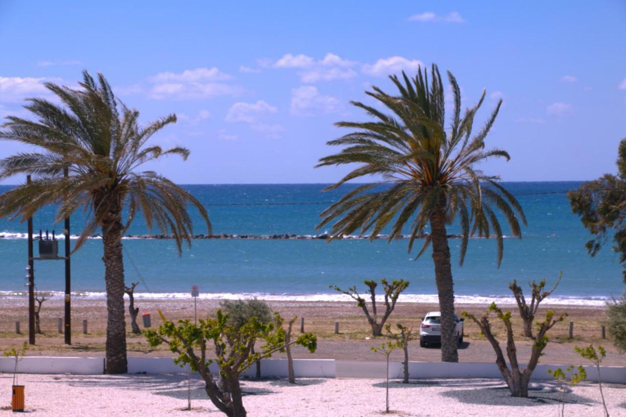 Blue Diamond Beach Villas Paphos Exteriör bild